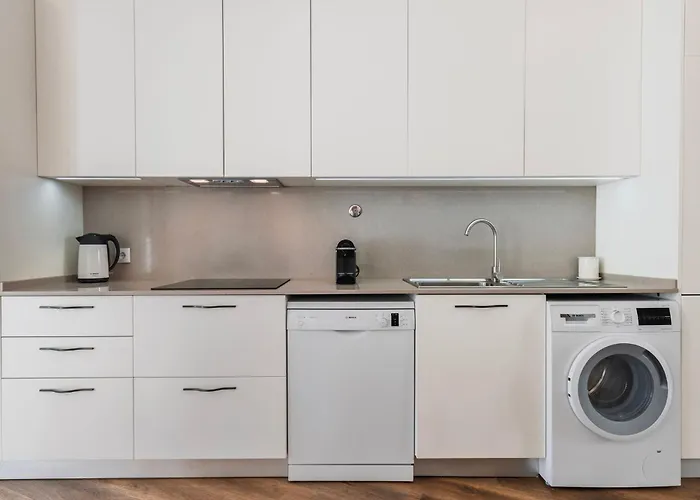 2bdr Cozy In Graca By Lovelystay Apartment Lissabon