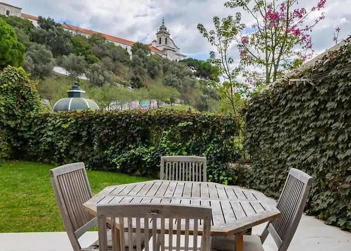 2bdr Cozy In Graça By Lovelystay Lisboa